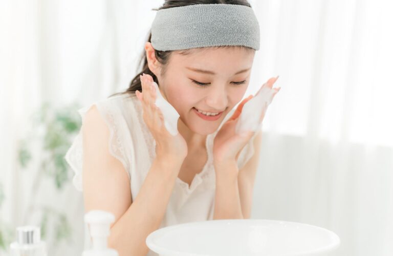 透明感のある肌を目指すケアの基本